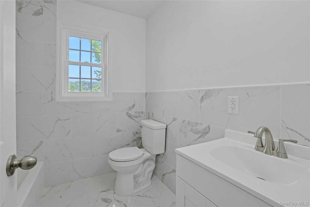 15 Waldron Avenue, Nyack, NY 10960 - Photo 32 of 44