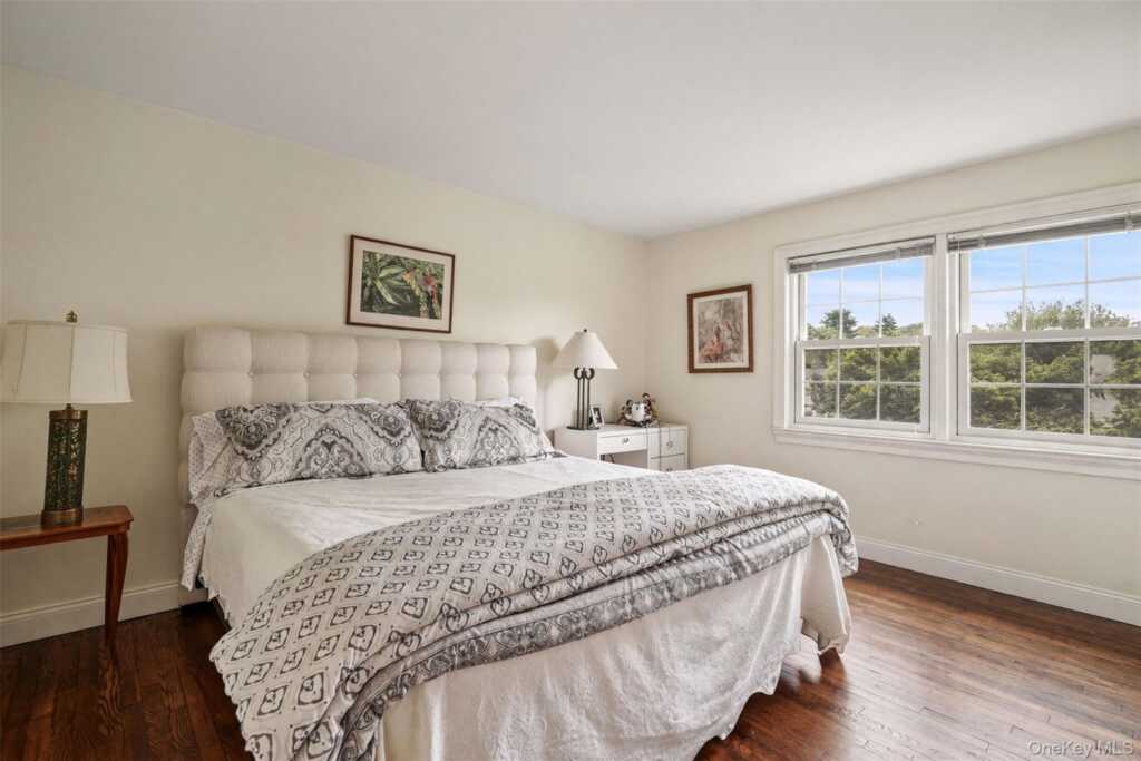 1 Parkwood Place, Rye, NY 10573 - Photo 15 of 30