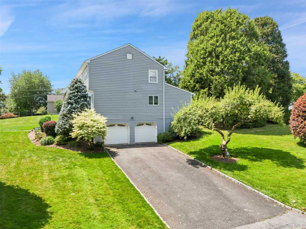 1 Parkwood Place, Rye, NY 10573 - Photo 20 of 30