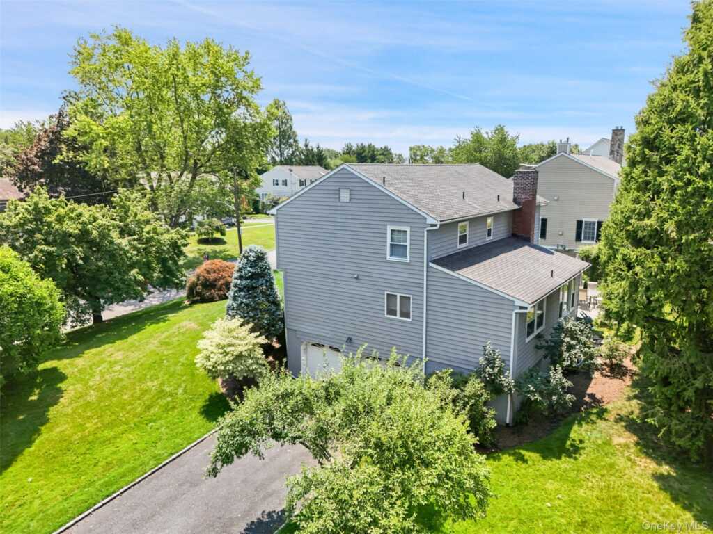 1 Parkwood Place, Rye, NY 10573 - Photo 21 of 30
