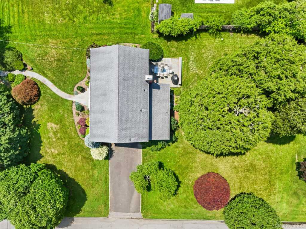 1 Parkwood Place, Rye, NY 10573 - Photo 26 of 30