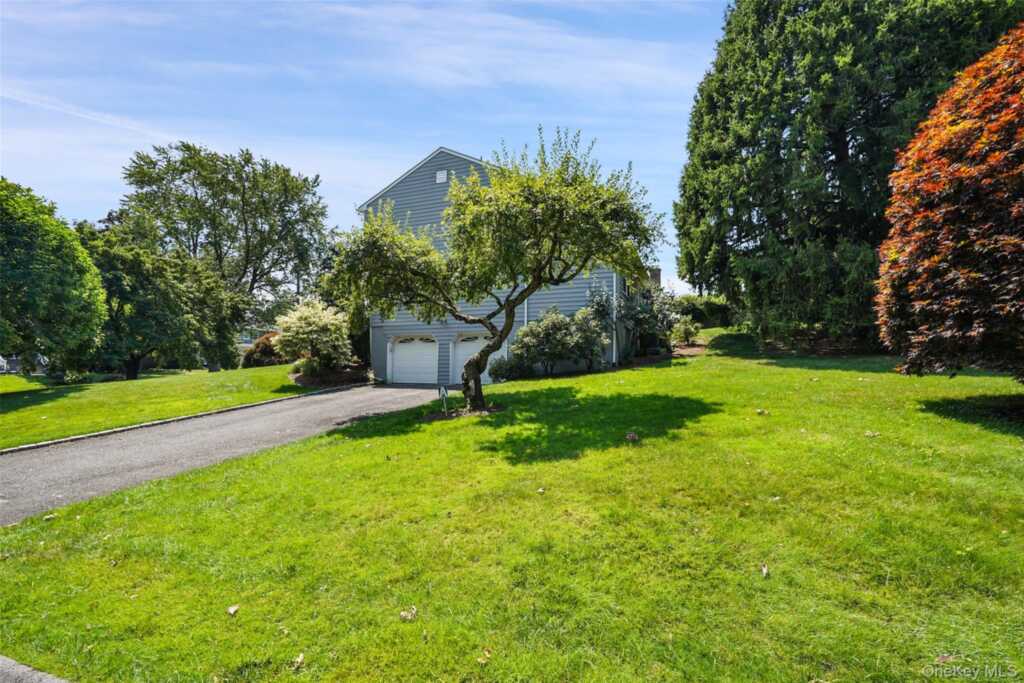 1 Parkwood Place, Rye, NY 10573 - Photo 27 of 30