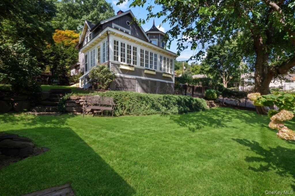 25 Ritie Street, Piermont, NY 10968 - Photo 2 of 41