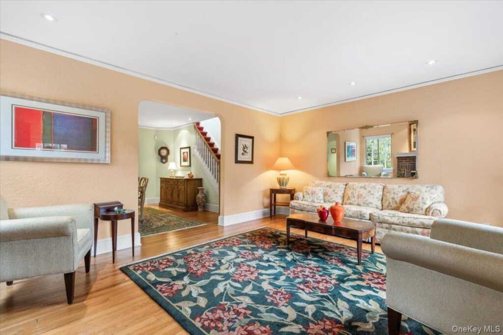 1211 Park Avenue, Rye, NY 10543 - Photo 2 of 31
