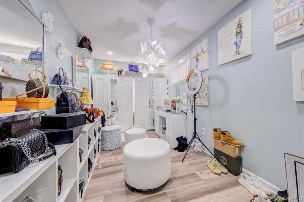 98 Pomona Rd, Suffern, NY 10901 - Photo 20 of 24