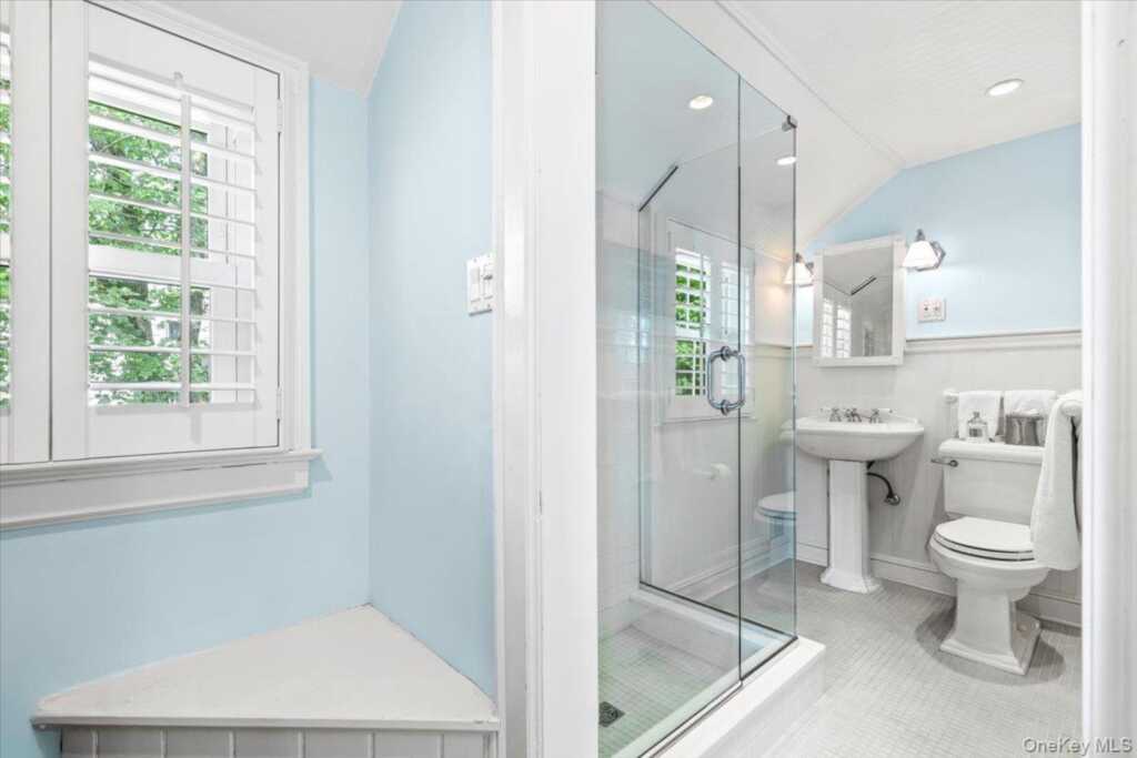 128 Ralph Avenue, White Plains, NY 10606 - Photo 19 of 28