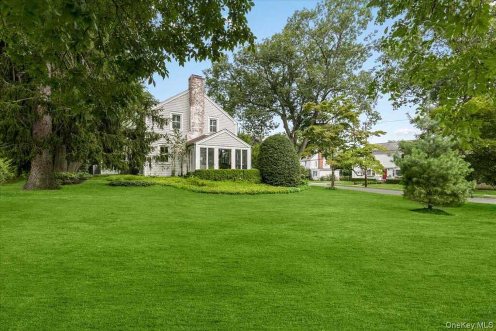 128 Ralph Avenue, White Plains, NY 10606 - Photo 25 of 28