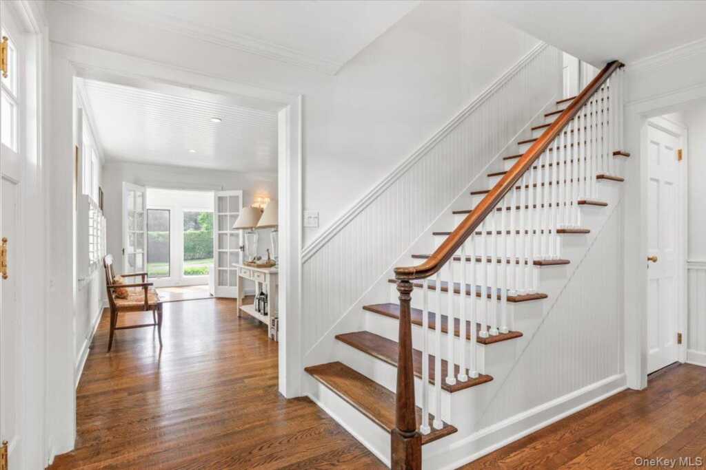 128 Ralph Avenue, White Plains, NY 10606 - Photo 5 of 28
