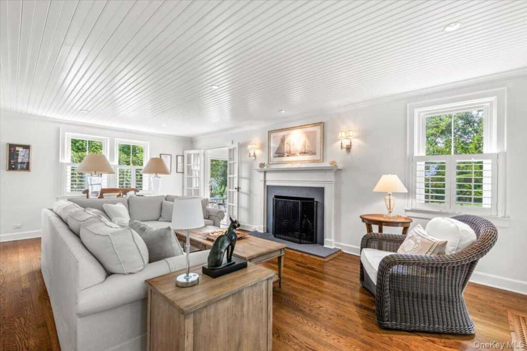 128 Ralph Avenue, White Plains, NY 10606 - Photo 7 of 28