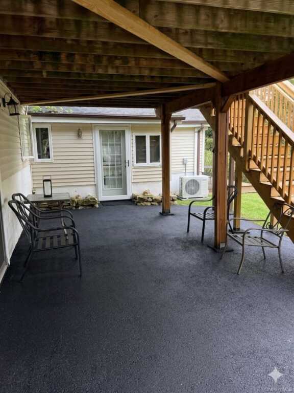189 Route 210, Stony Point, NY 10980 - Photo 3 of 20