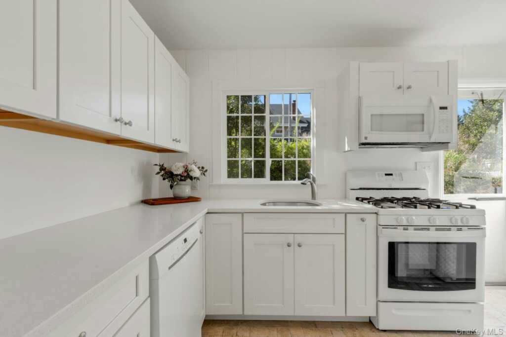 160 N Broadway, Nyack, NY 10960 - Photo 6 of 29