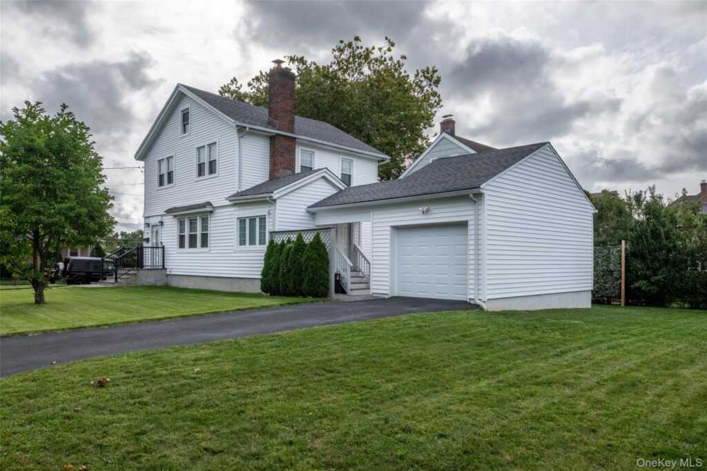 54 Ronalds Avenue, New Rochelle, NY 10801 - Photo 1 of 29