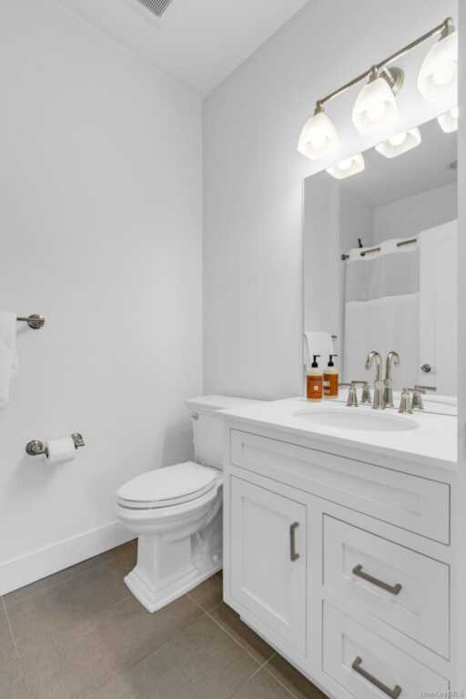 15 Honeysuckle Lane, Rye, NY 10573 - Photo 26 of 48