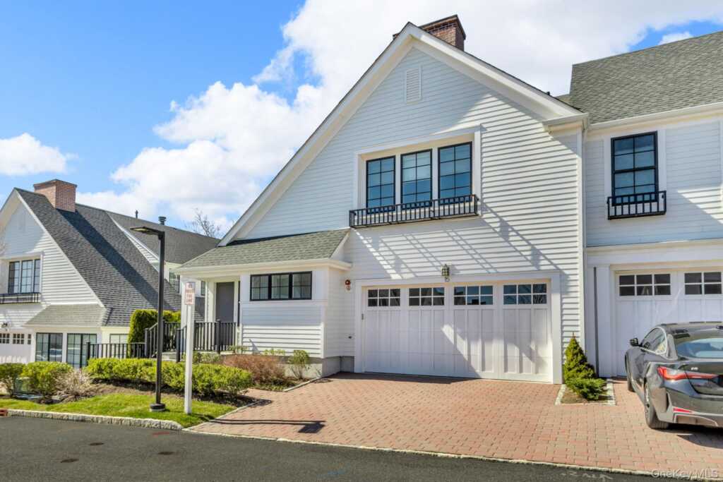 15 Honeysuckle Lane, Rye, NY 10573 - Photo 35 of 48