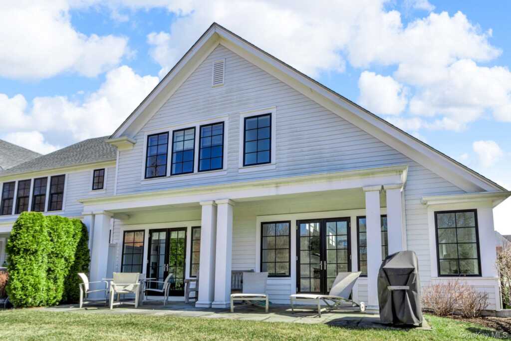 15 Honeysuckle Lane, Rye, NY 10573 - Photo 38 of 48