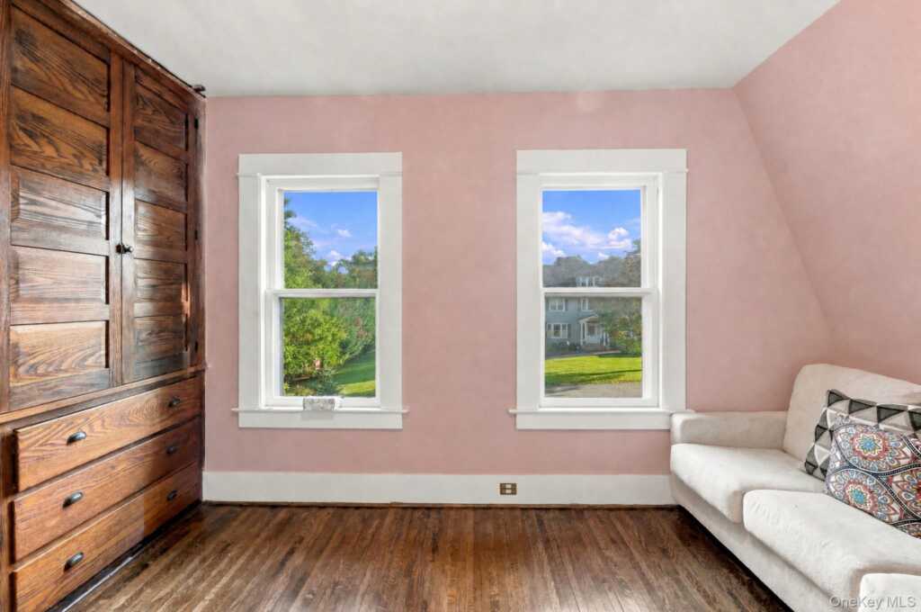46 Grandview Avenue, Suffern, NY 10901 - Photo 20 of 33