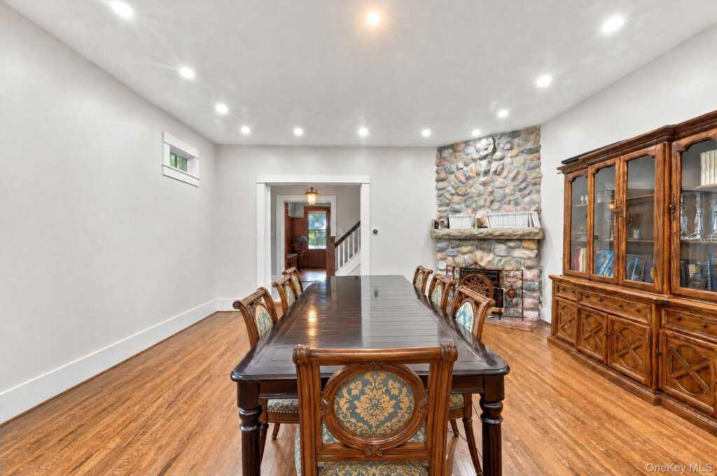 46 Grandview Avenue, Suffern, NY 10901 - Photo 7 of 33