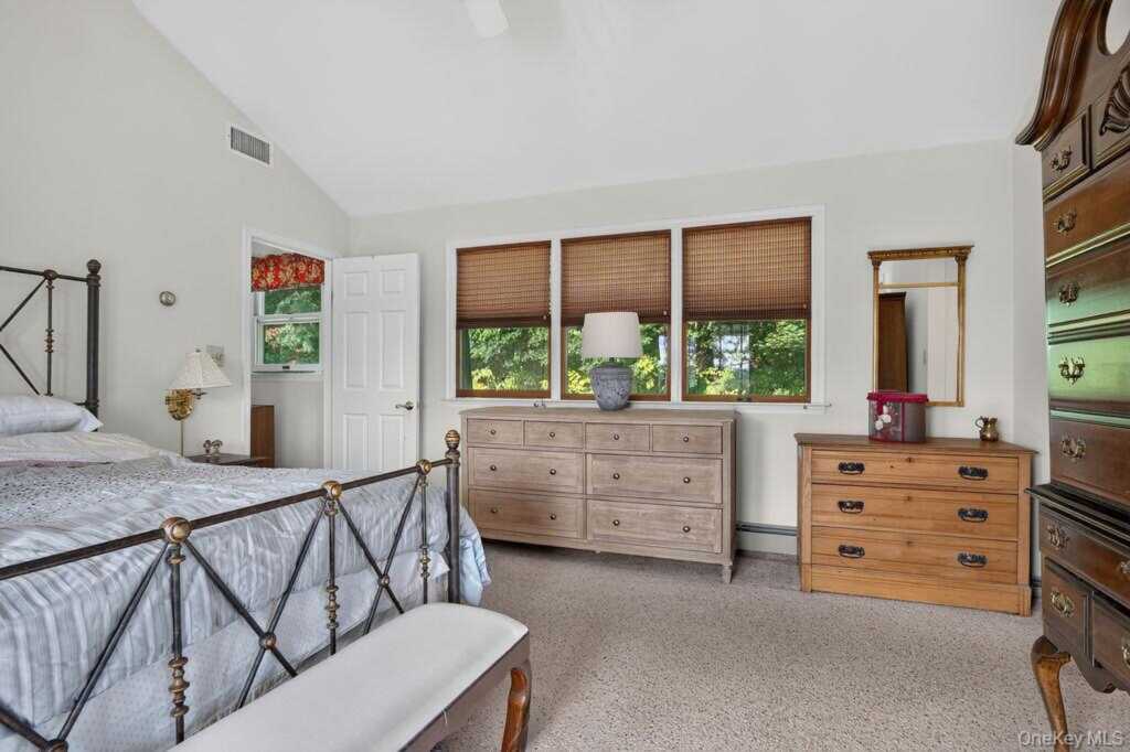 160 Hillside Avenue, Nyack, NY 10960 - Photo 17 of 30