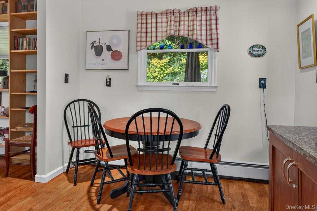 160 Hillside Avenue, Nyack, NY 10960 - Photo 9 of 30