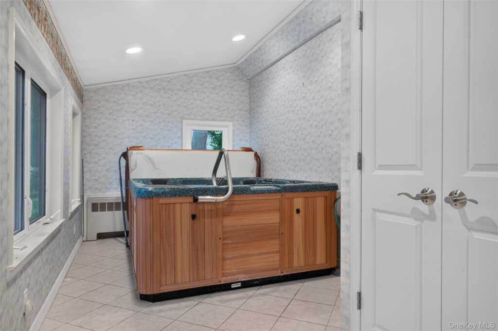 38 Beverly Road, White Plains, NY 10605 - Photo 20 of 50