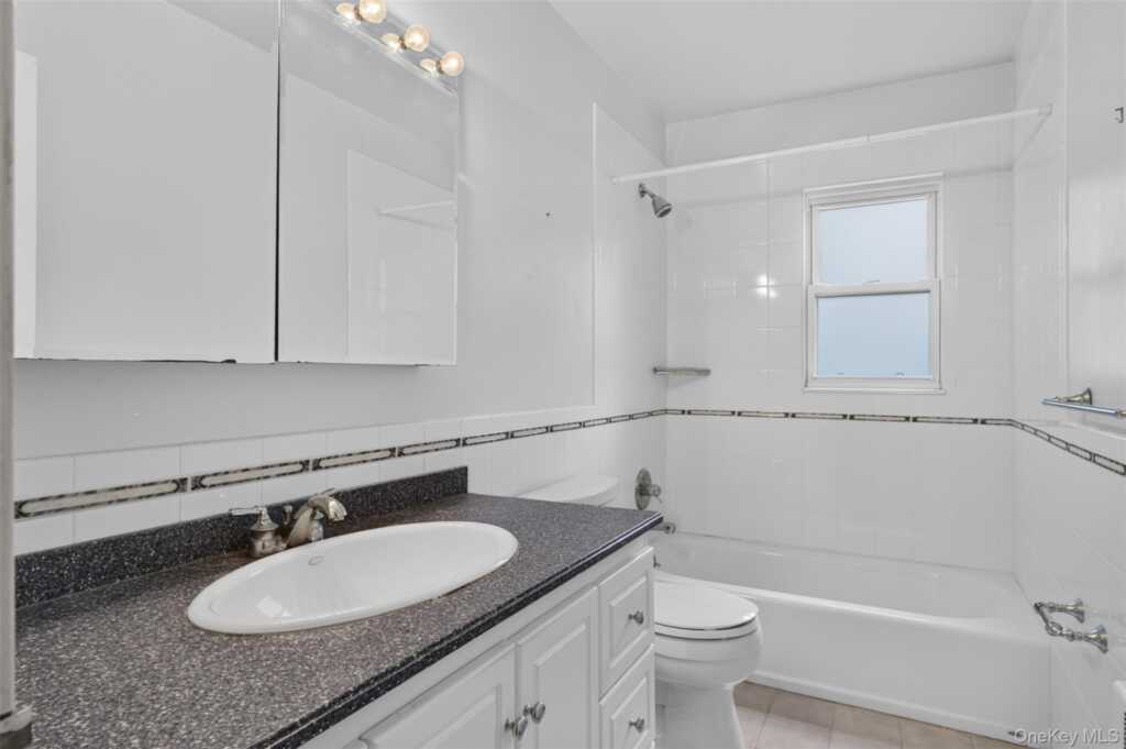 38 Beverly Road, White Plains, NY 10605 - Photo 29 of 50