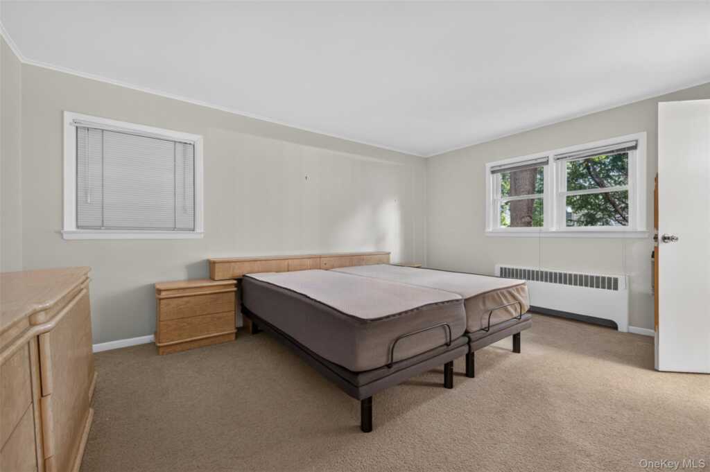 38 Beverly Road, White Plains, NY 10605 - Photo 31 of 50