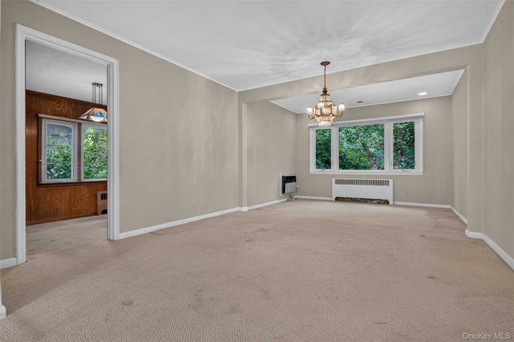 38 Beverly Road, White Plains, NY 10605 - Photo 9 of 50