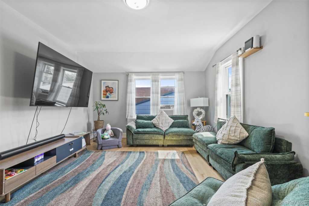 321 Olivia Street, Unit #2, Rye, NY 10573 - Photo 6 of 18