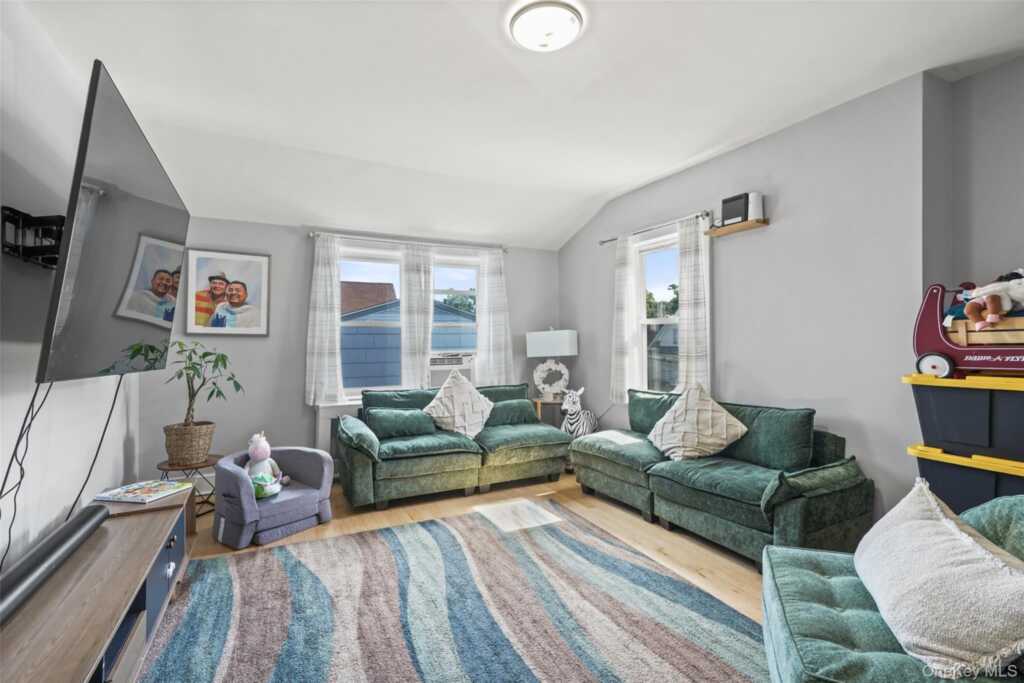 321 Olivia Street, Unit #2, Rye, NY 10573 - Photo 7 of 18