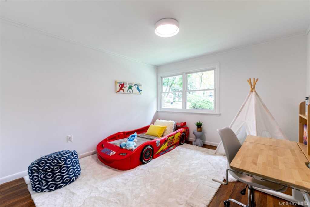 8 Belmont Avenue, Rye, NY 10580 - Photo 13 of 35