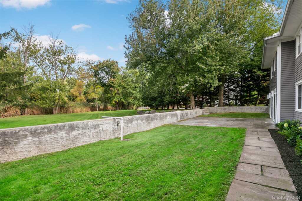 8 Belmont Avenue, Rye, NY 10580 - Photo 28 of 35