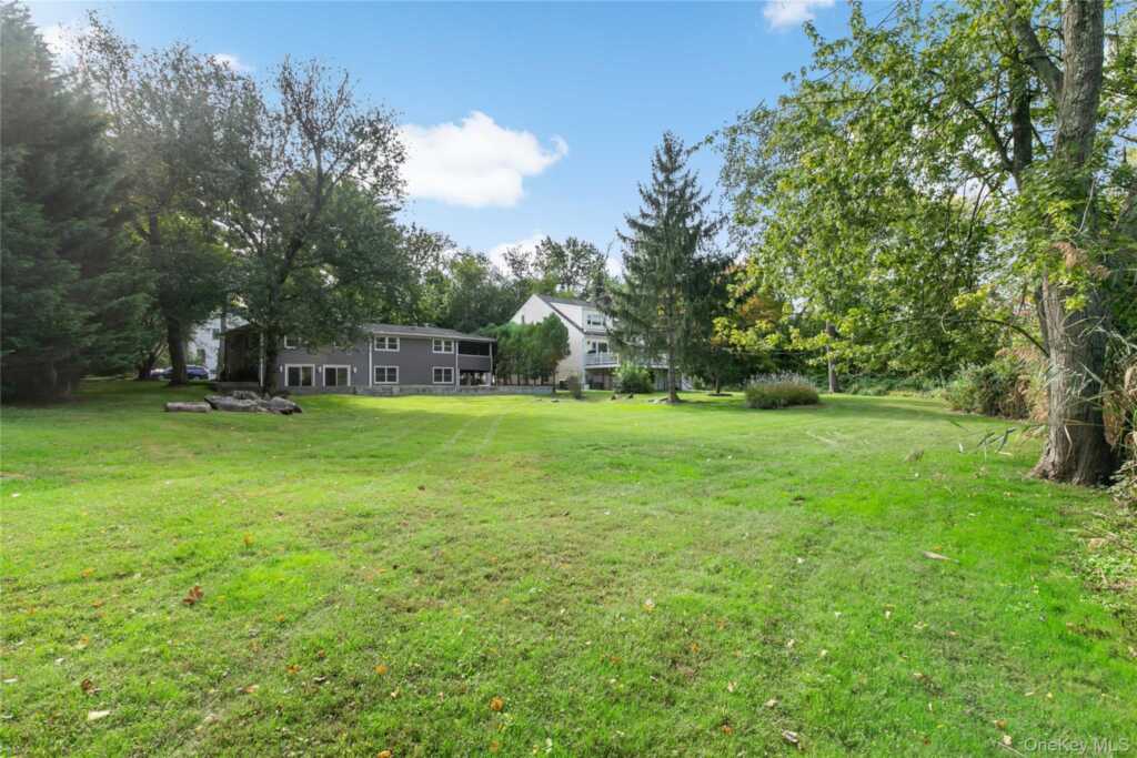 8 Belmont Avenue, Rye, NY 10580 - Photo 31 of 35