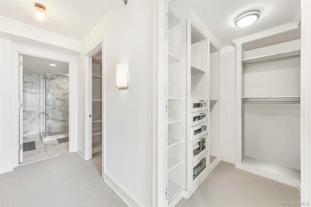 1 Renaissance Square, White Plains, NY 10601 - Photo 18 of 23