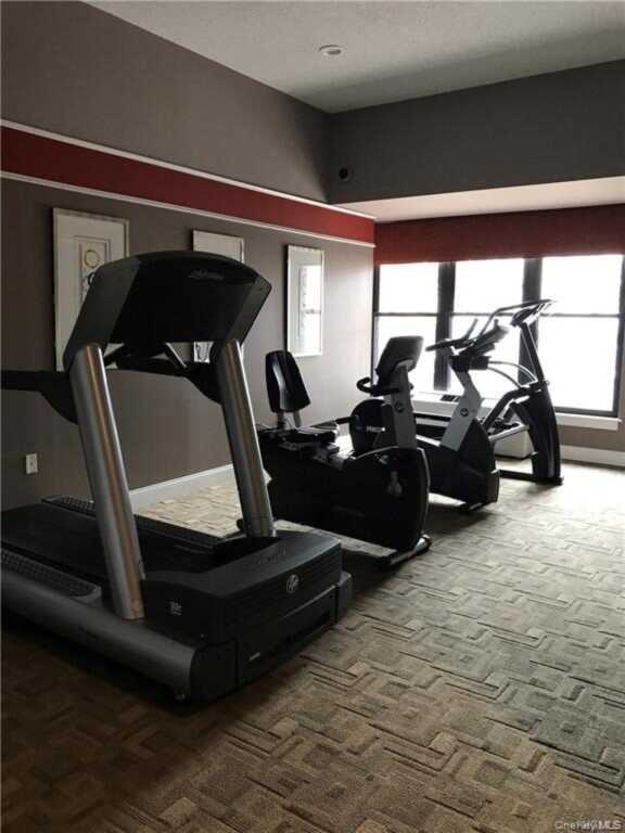100 New Roc City Place, Unit #413, New Rochelle, NY 10801 - Photo 15 of 17