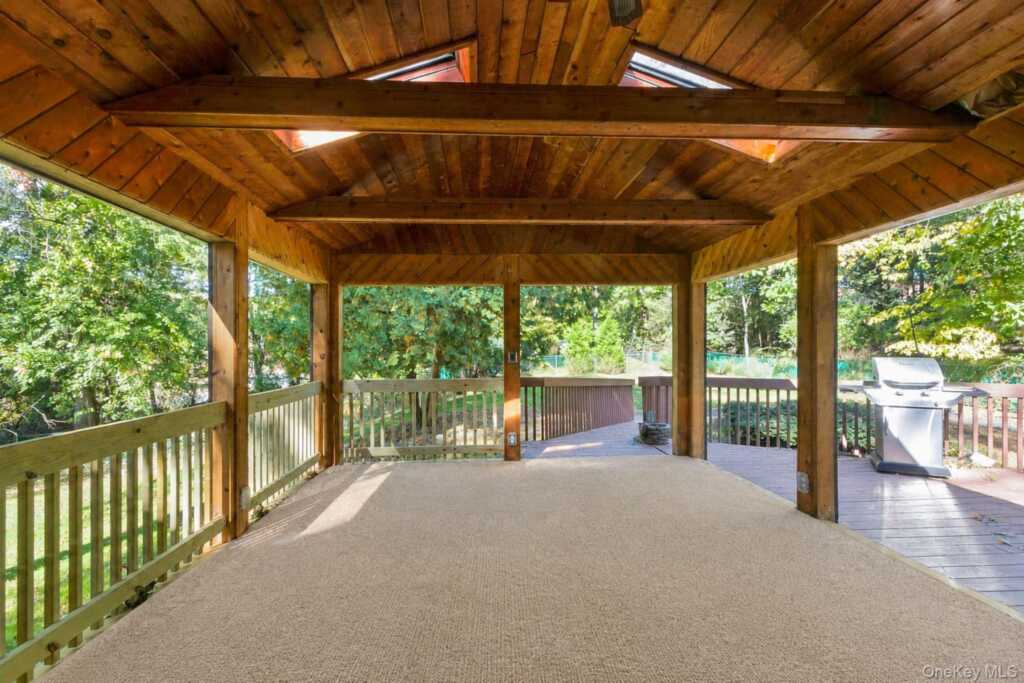 61 Rolling Ridge Road, New City, NY 10956 - Photo 5 of 23