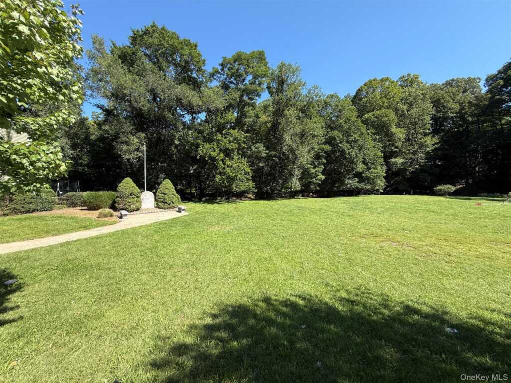 61 Lonergan Drive, Suffern, NY 10901 - Photo 16 of 21