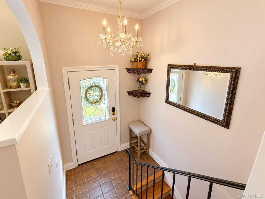 61 Lonergan Drive, Suffern, NY 10901 - Photo 2 of 21
