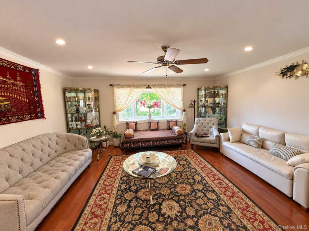 61 Lonergan Drive, Suffern, NY 10901 - Photo 5 of 21