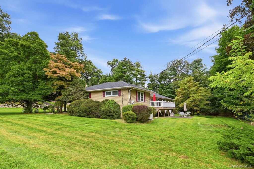 36 Havermill Road, New City, NY 10956 - Photo 21 of 24
