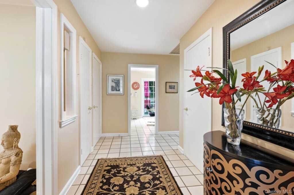 36 Havermill Road, New City, NY 10956 - Photo 4 of 24