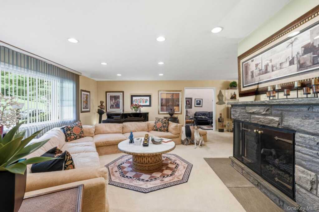 36 Havermill Road, New City, NY 10956 - Photo 8 of 24
