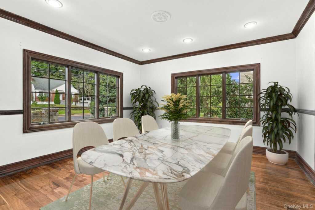 265 Old Mamaroneck Road, White Plains, NY 10605 - Photo 10 of 48
