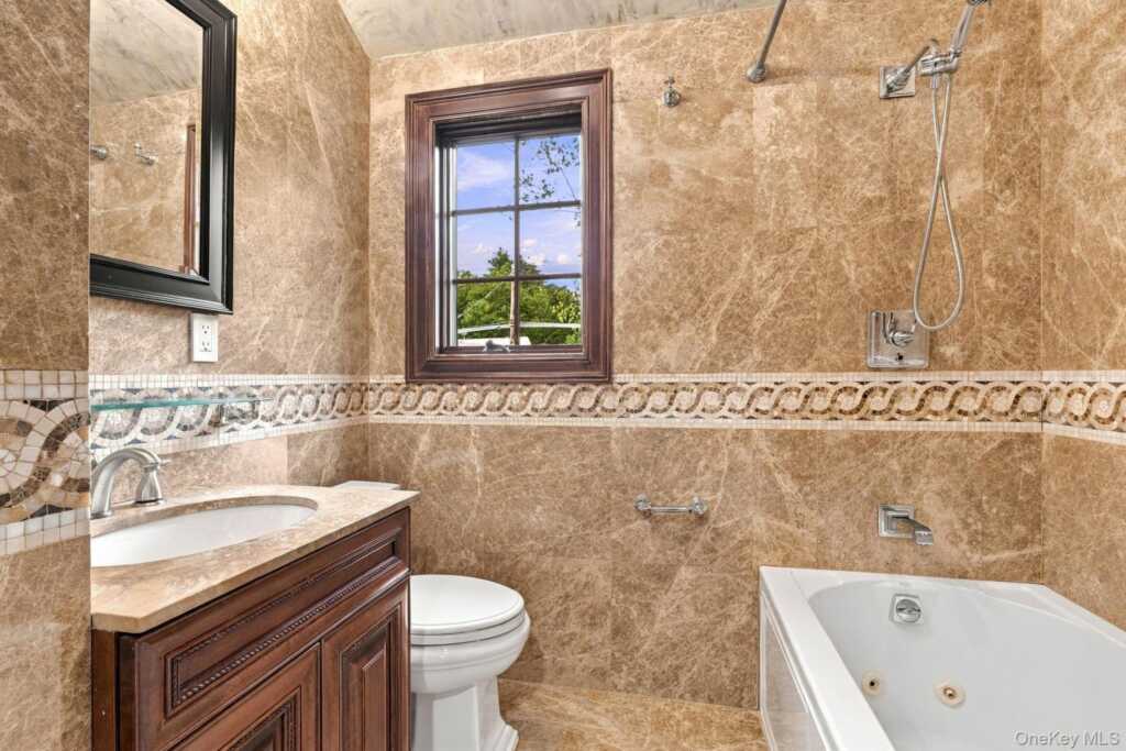 265 Old Mamaroneck Road, White Plains, NY 10605 - Photo 20 of 48