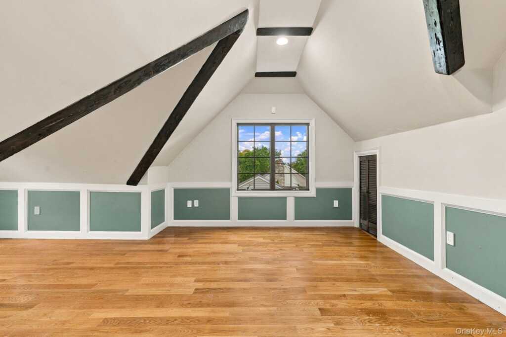 265 Old Mamaroneck Road, White Plains, NY 10605 - Photo 32 of 48
