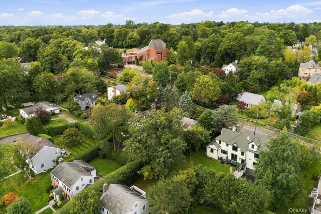 265 Old Mamaroneck Road, White Plains, NY 10605 - Photo 46 of 48