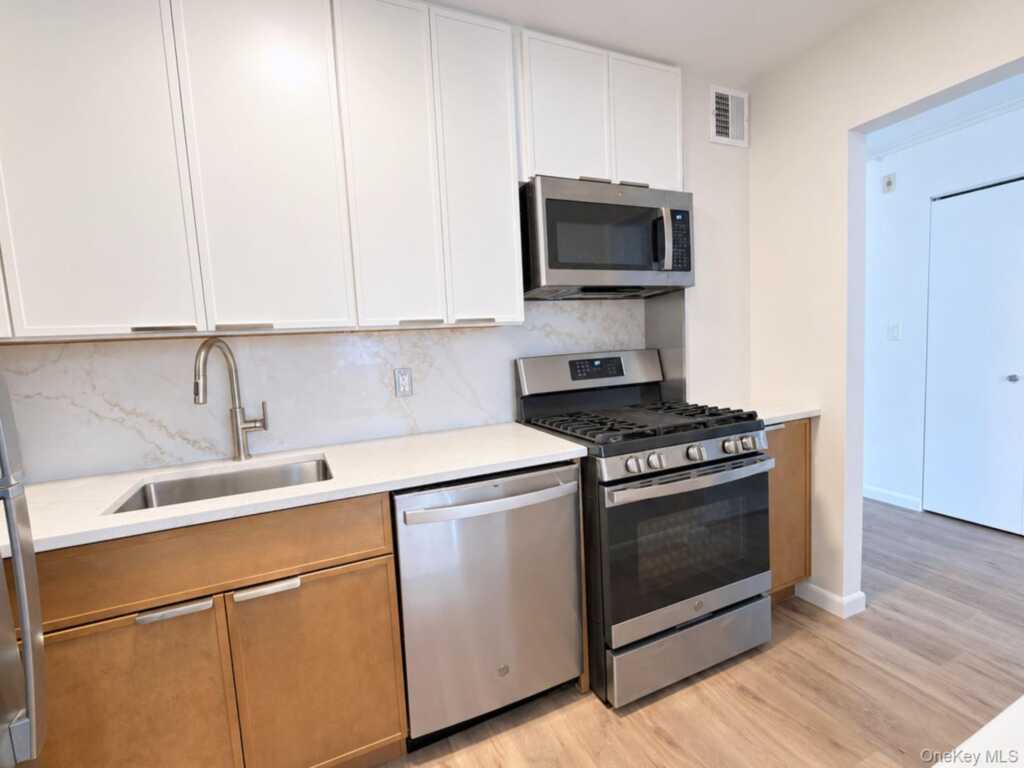 1035 E Boston Post Road, Unit #1-5, Rye, NY 10543 - Photo 8 of 28