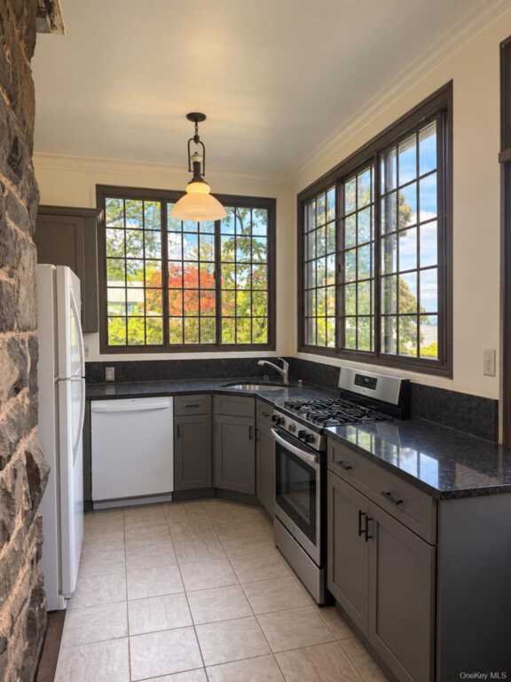 265 River Road, Unit #1, Nyack, NY 10960 - Photo 4 of 19