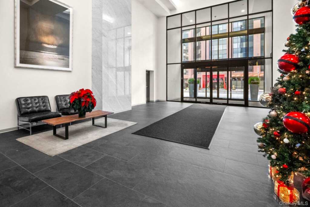 4 Martine Avenue, Unit #1619, White Plains, NY 10606 - Photo 11 of 24