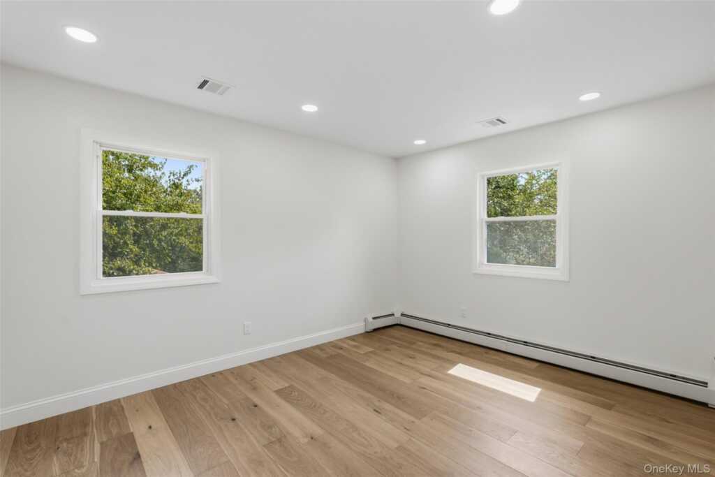 2 Deborah Lane, Valley Cottage, NY 10989 - Photo 30 of 36