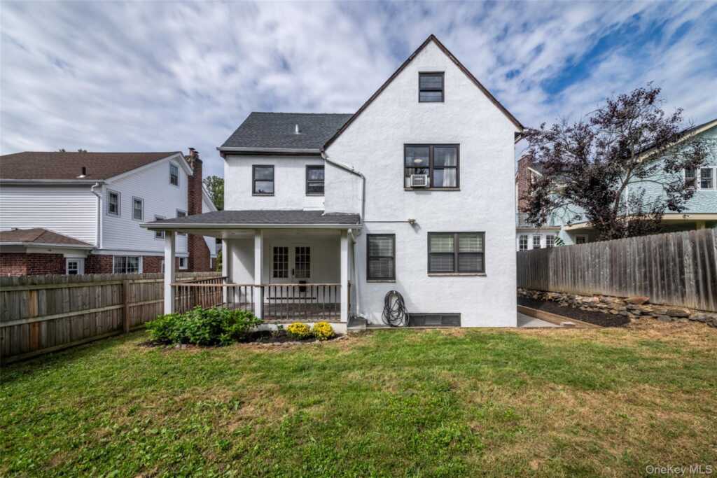 887 Webster Avenue, New Rochelle, NY 10804 - Photo 29 of 31